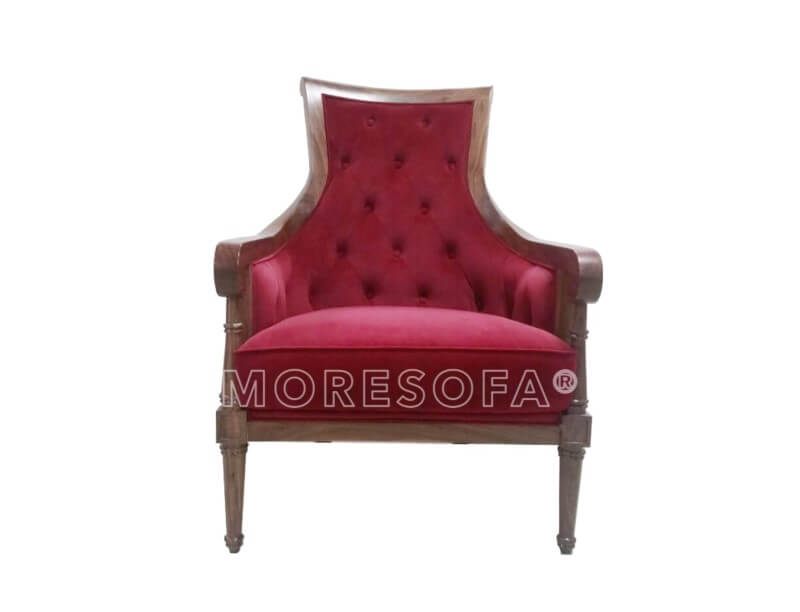 Ghế sofa MS-022 cổ điển, được làm từ gỗ tự nhiên Óc chó, bọc bằng nỉ nhập khẩu cao cấp màu đỏ nổi bật, mang đến sự sang trọng cho phòng khách.